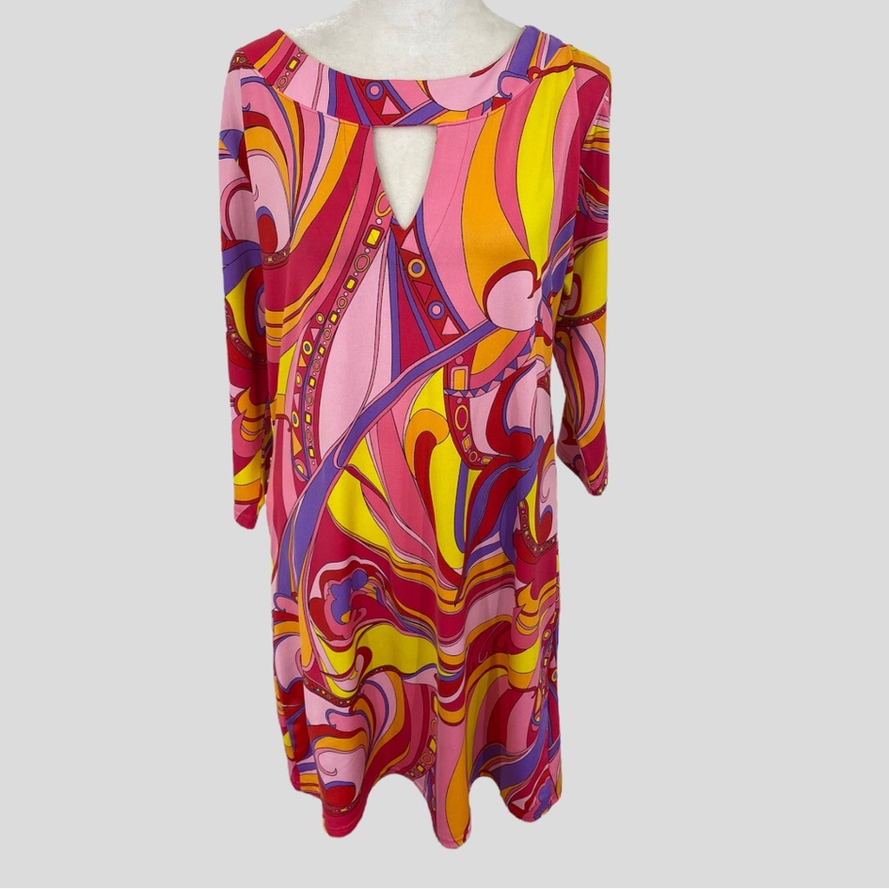 Tracy Negoshian Retro Multicolor Pucci Style Print Stretchy Shift Dress